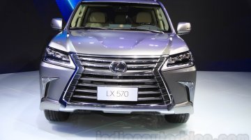 2016 Lexus LX 570 – 2015 Chengdu Motor Show Live