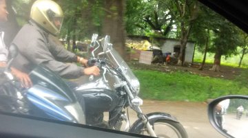 2016 Bajaj Avenger - Spy Images