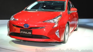 India-bound 2016 Toyota Prius launched in Japan, priced from 2.4 million yen - IAB Report