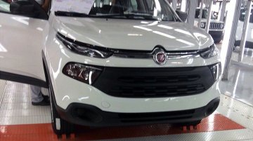 Fiat Toro snapped undisguised on assembly line - Spied