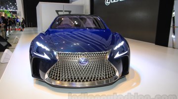 Lexus LF-FC Flagship Concept – 2015 Tokyo Live