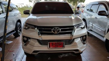Toyota Fortuner with Fiar bodykit