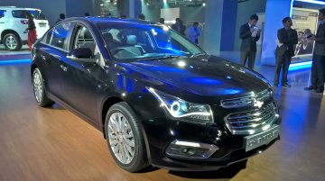 Chevrolet Cruze 2016 (facelift) - Auto Expo 2016 Live