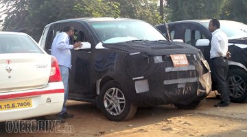 Mahindra Quanto facelift (Mahindra Canto/Mahindra Cresto) snapped near Mumbai - Spied