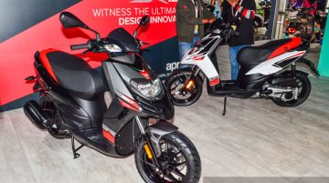 Aprilia SR 150 scooter - Auto Expo 2016