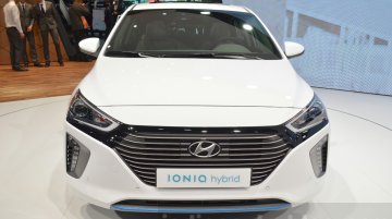 Hyundai Ioniq Hybrid at 2016 Geneva Motor Show