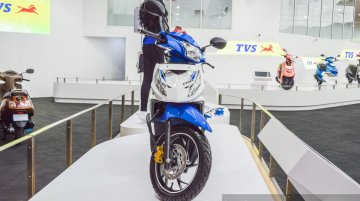 TVS Dazz DFI at the Auto Expo 2016