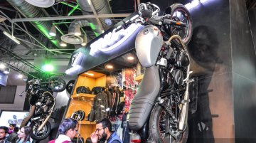 Triumph Bonneville Street Twin Silver