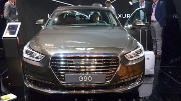 Genesis G90 - Geneva Motor Show Live