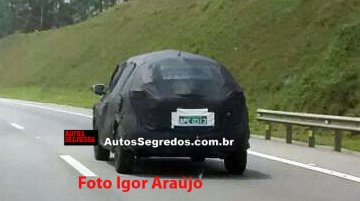 Nissan Kicks, 2016 Honda Civic and Fiat Toro Flex 2.4 spied - Brazil