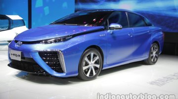 Toyota Mirai, 2016 Toyota Prius - Auto China 2016