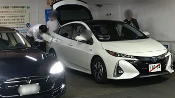 Toyota Prius PHV (Toyota Prius Prime) spotted next to a Tesla Model S