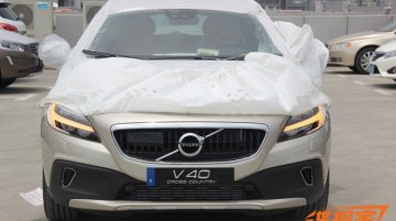 2016 Volvo V40 Cross Country (facelift) - In Images