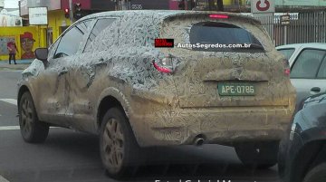 India-bound Renault Kaptur spied in Brazil - Video