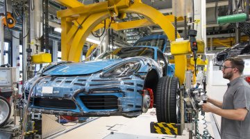 Porsche commences production of Porsche 718 Cayman