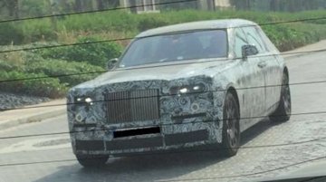 2018 Rolls Royce Phantom spied in production body