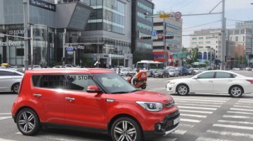 Kia Soul facelift spotted completely undisguised