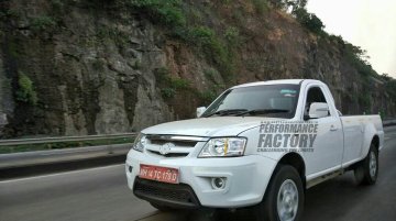 2017 Tata Xenon pick-up spied on Mumbai-Pune Expressway