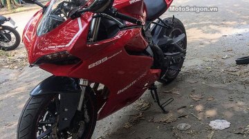 Benelli TNT300 Ducati Lookalike