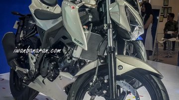 Suzuki GSX-R150 & Suzuki GSX-S150 break cover at IMOS 2016