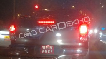 Toyota Hilux (Fortuner-based pick-up) spotted on Indian roads