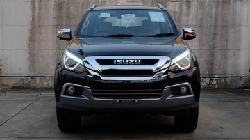 2017 Isuzu MU-X (facelift)