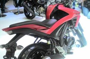 2017 Yamaha V-Ixion R