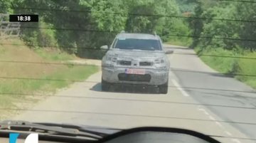 2018 Dacia Duster - Spyshot Gallery