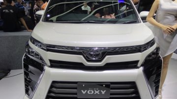 2017 Toyota Voxy at the 2017 GIIAS