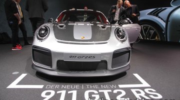 Porsche 911 GT2 RS showcased at IAA 2017