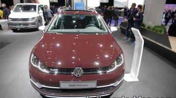 2018 VW Golf Alltrack at the IAA 2017