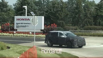 2019 Acura RDX spied outside the Honda R&D centre in Ohio