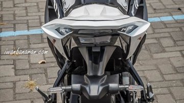 Honda CB150R StreetFire Kabuki Edition Replica