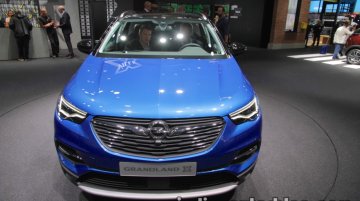Opel Grandland X at IAA 2017