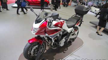 Honda CB400 Super Four & Honda CB1300 Super Boldor at the 2017 Tokyo Motor Show - Live