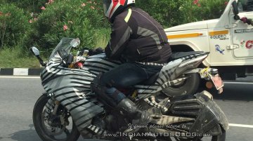 IAB reader spots TVS Akula 310 (TVS Apache RR 310S) with modified tyre hugger