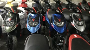 Aprilia SR 150 new colour variants spotted at a dealership