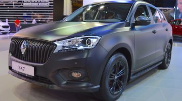 Borgward BX7 matte-black showcased at the 2017 Dubai Motor Show