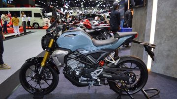 Honda CB150R ExMotion ABS & HRC Edition at 2017 Thai Motor Expo - Live