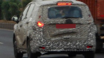 Mahindra U321 (spy shots)
