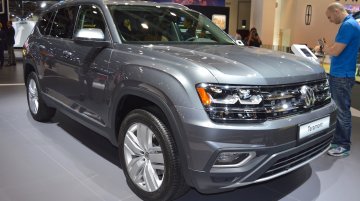 VW Teramont at 2017 Dubai Motor Show