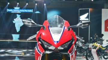 2018 Honda CBR1000RR Fireblade SP - Auto Expo 2018 Live