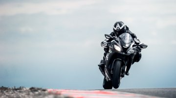 Kawasaki Ninja ZX-10RR - Image Gallery
