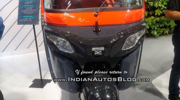 Bajaj RE Electric - Image Gallery