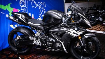 Full-faired BMW G310 RR Concept showcased in Japan; looks menacing