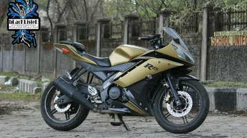 Yamaha YZF-R15 matt gold and black