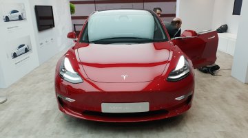 Tesla Model 3 - Motorshow Focus