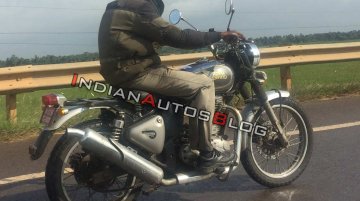 Royal Enfield Classic 500 'Scrambler' caught testing for the first time in India