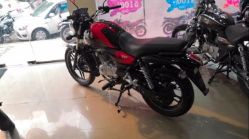 More powerful Bajaj V15 arrives at dealership, ABS not available yet [Video]