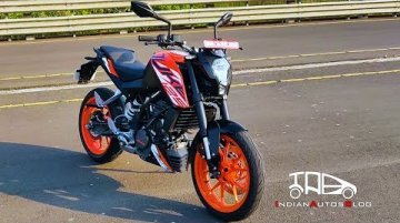 All-new KTM Duke 125 | Test track review | Wild child of the 125cc motorcycle segment